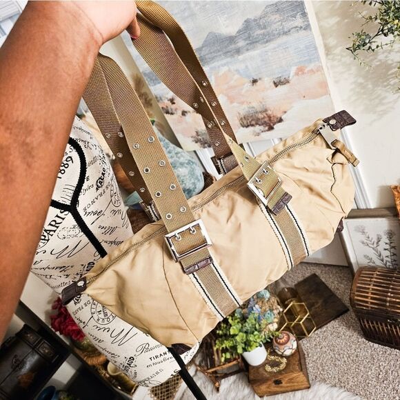 Y2K Un Apes Midi De Chien Paris Nylon Khaki Buckle Shoulder Bag. - Picture 9 of 15